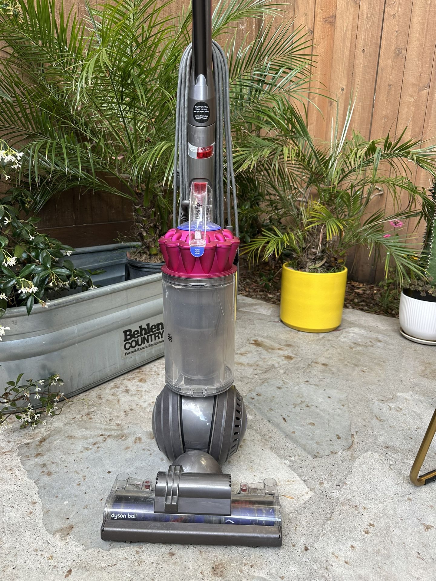 Dyson Ball Upright Vacuum β Great Condition, New Filters