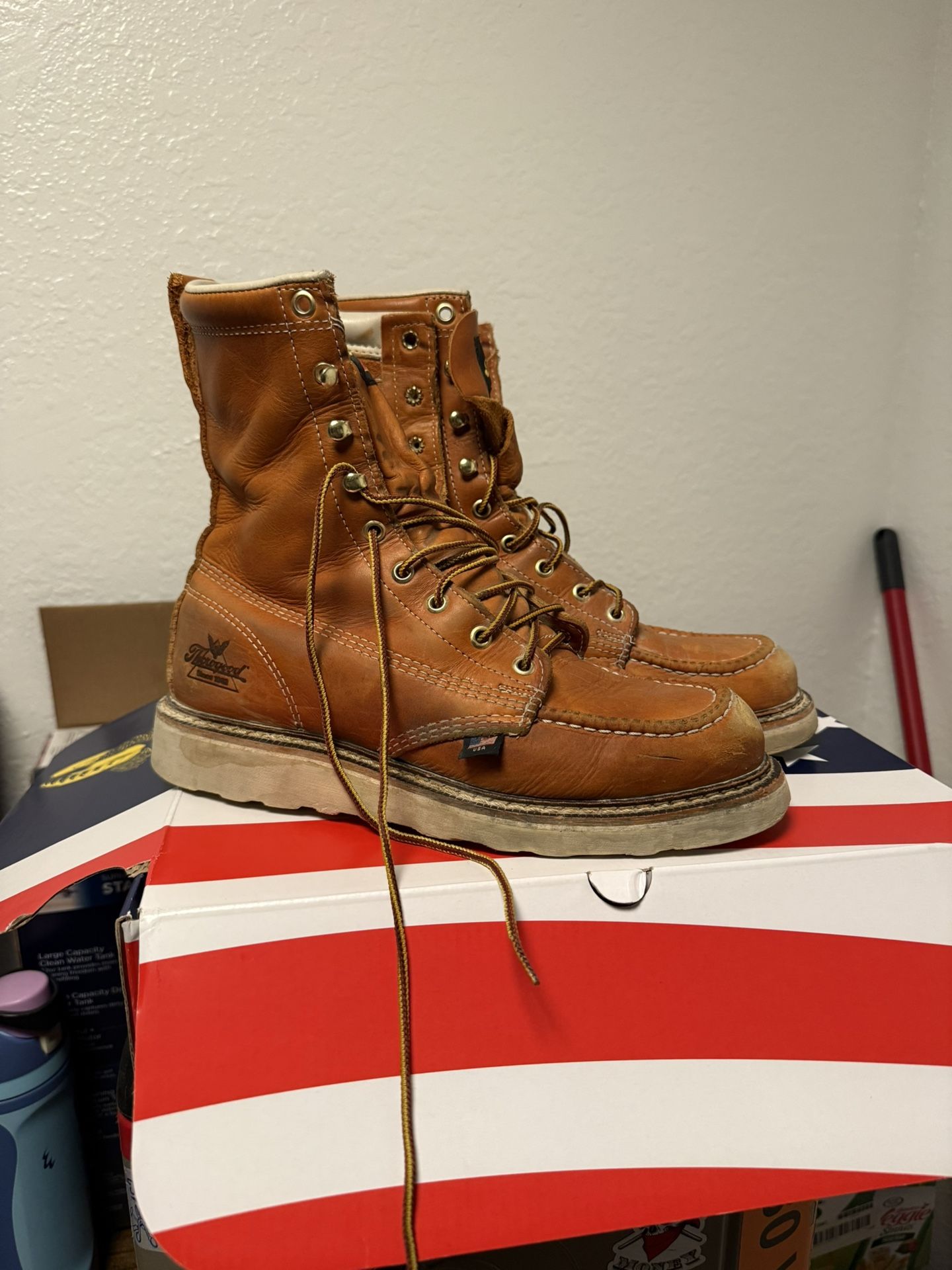 Thorogood Boots Size 8.5