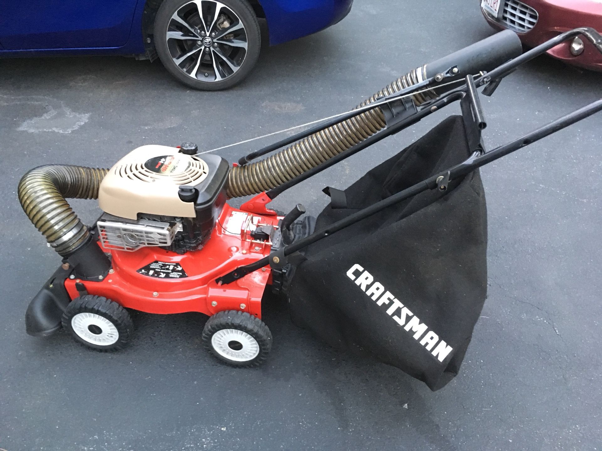 Craftsman 190cc* 4-N-1 Plus Chipper/Shredder Yard Vacuum, SOUTH  KC/Grandview INDOOR-OUTDOOR November