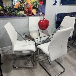 Dining set . Modern stylish for your home ! - Juego de comedor ¡ Estilo moderno para su hogar !