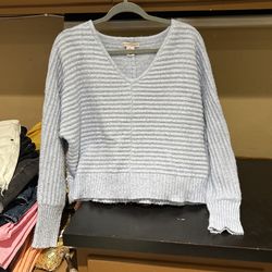 Women’s Light Blue Ribbed Sweater Size L