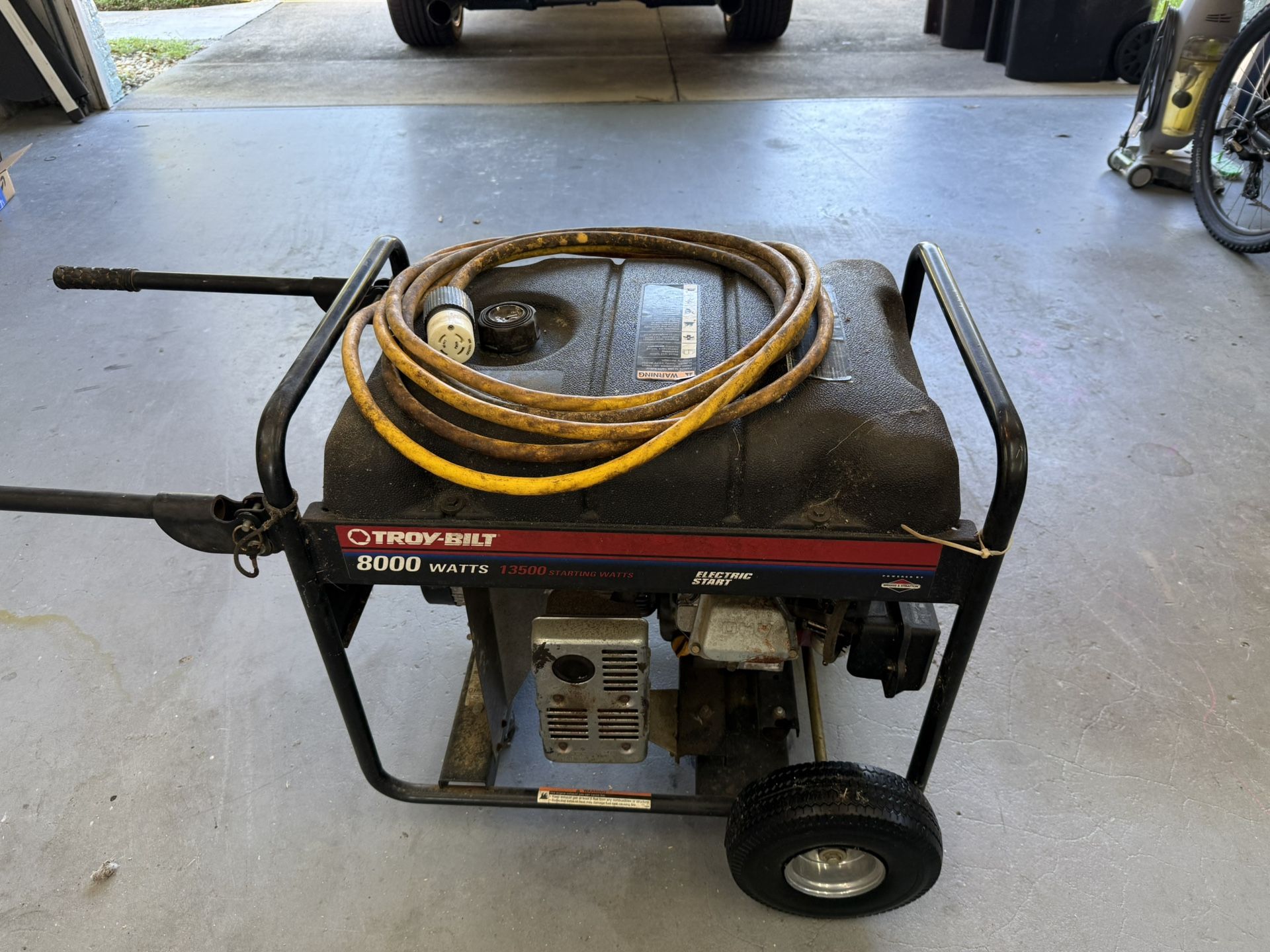Troy Built Gasoline 13500/8000 Watts Generator