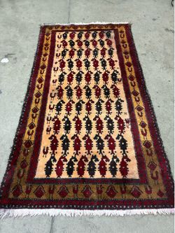 Vintage Persian style wool rug
