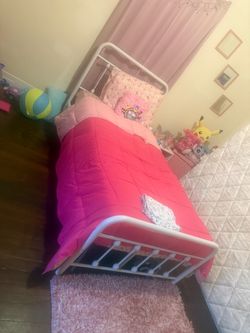 Twin bed frame