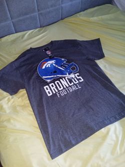 Size L NFL Denver Broncos Football T-Shirt