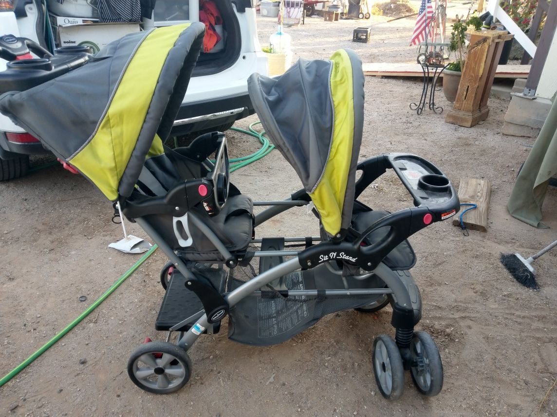 Double seat stroller