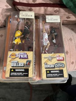 Yao Ming and Shaq Figures 