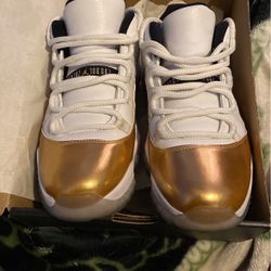 Jordan 11 Lows Size 10