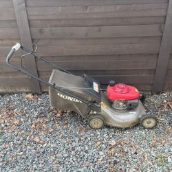 Title: Honda Self-Propelled Mower - GCV160 Engine - Runs Great!