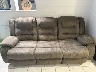 Recliner Set