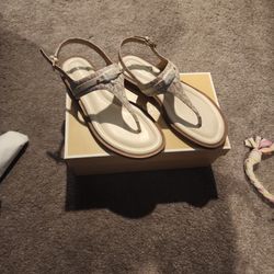 New Michael Kors Women's Mandy Thong Sandals