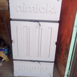 Nimlok Container 