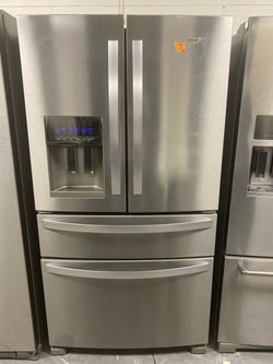 🔥 WHIRLPOOL FRENCH DOOR REFRIGERATOR – ICE COLD! 🔥  💰 $750 OBO  Model: WRX735SDHZ00 Serial: K0  Looking for a clean, reliable refrigerator w