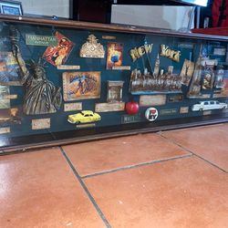 New York art display in case