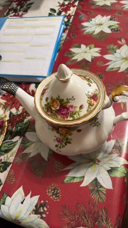 Old Country Royal Albert Teapot