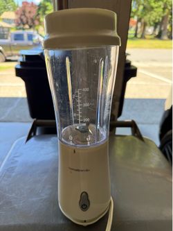 Hamilton Beach 2 1/2 cup blender,