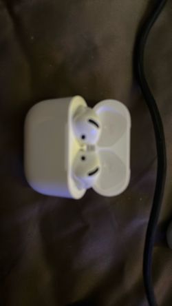 AirPods 4