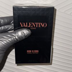 VALENTINO BORN IN ROMA CORAL FANTASY 