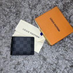 LV wallet 