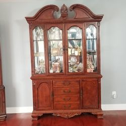 Buffet and Hutch with Corner Pieces