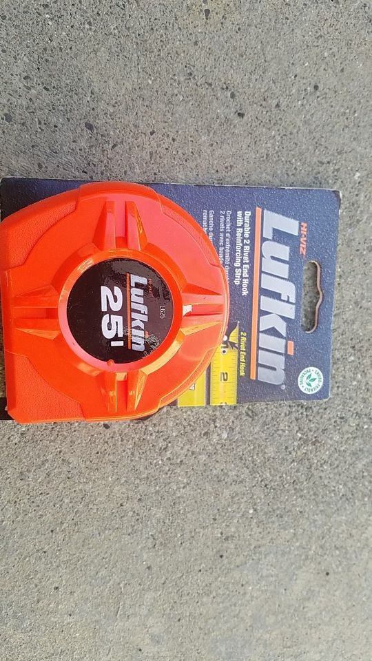 Lufkin tape measure 25'