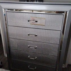 Full bedroom For 650