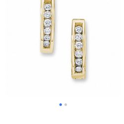 1/4 CT. T.W. Diamond Huggie Hoop Earrings in 10K Gold