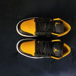 Jordan 1 Low "Yellow Ochre"