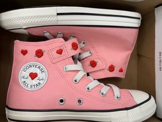 Brand new converse Youth size 1