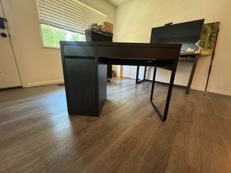 IKEA MICKE Desk (Black-Brown)