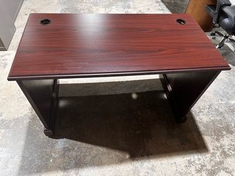 OFFICE/HOME DESK COMPUTER DESK