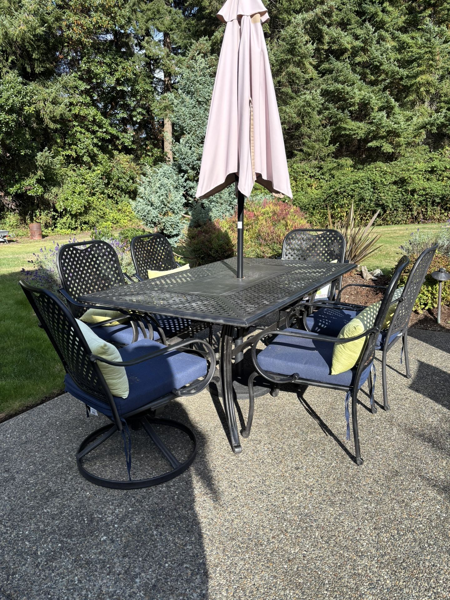 Patio Dining Table And Chairs