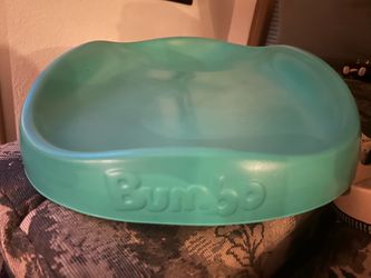 Bumbo Brand Changing Pad with Safety Belt