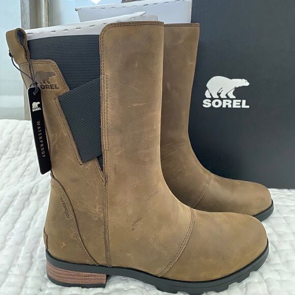 Sorel waterproof Emelie mod boot