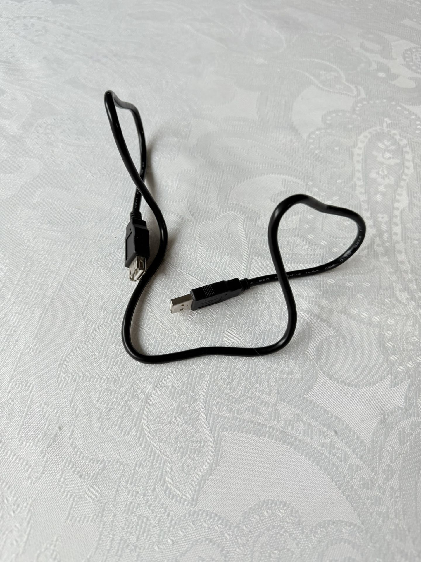 Cable E236979 AWM 2725 80*C 30V VW-1 Forever USB 2.0. New. Never used. 