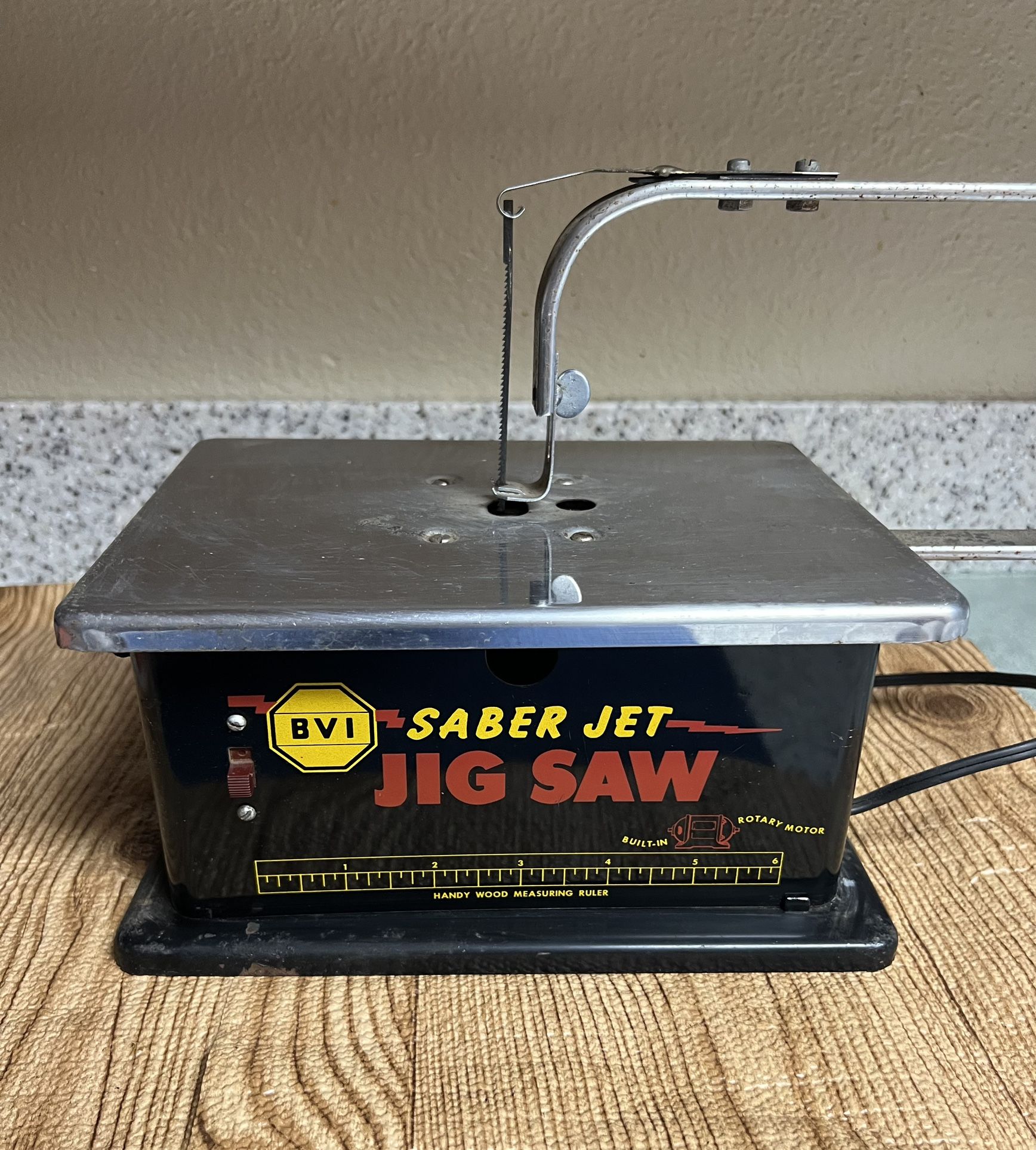 Nice Vintage BVI SABER JET Table Top JIG SAW 