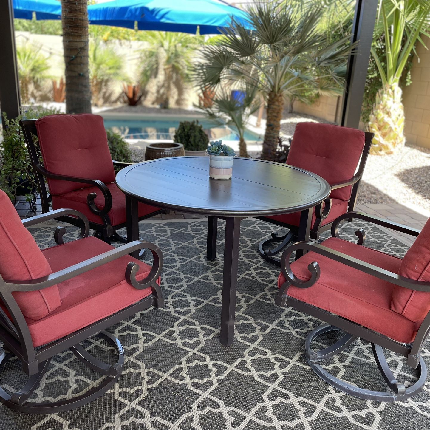 Patio Table/ Four Chairs-Sunbrella material 