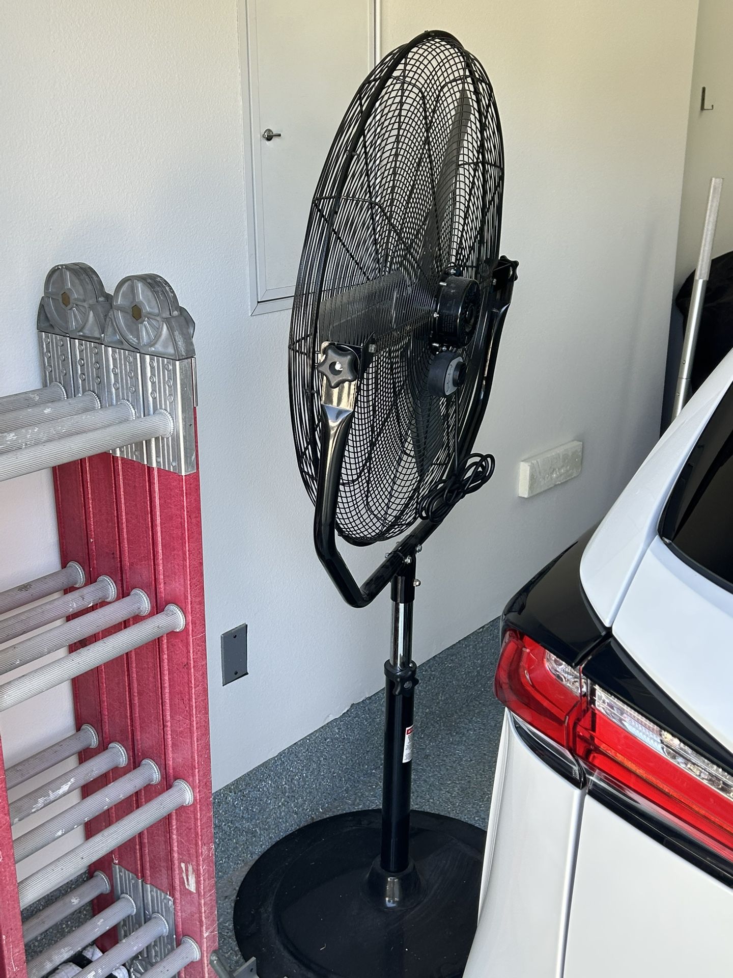 Industrial garage fan