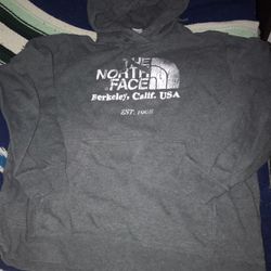 Like New Very Nice The North Face Heavy Hoodie Extra Large Only $25
