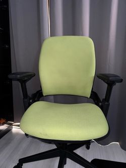 Steelcase Leap V2