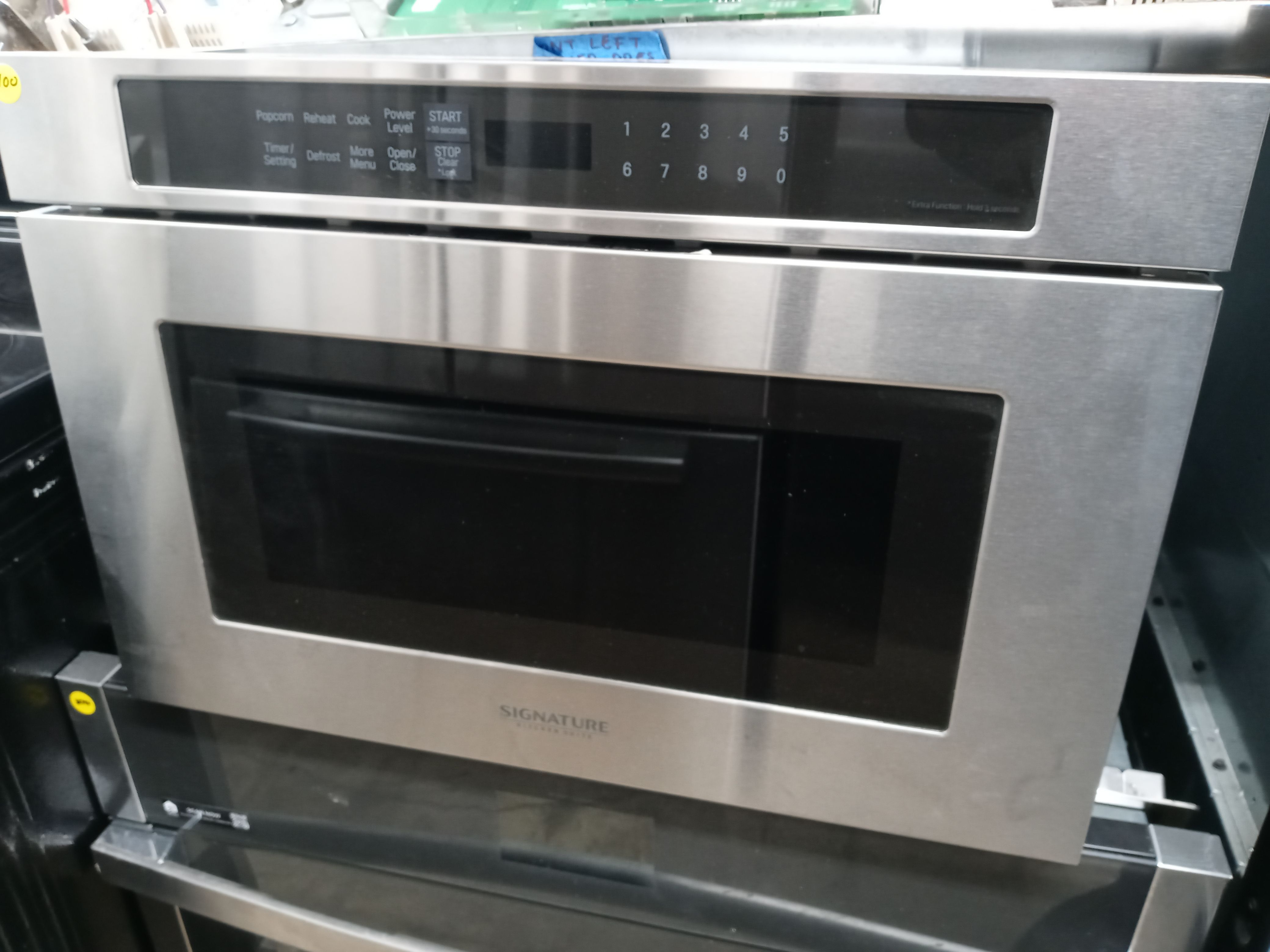 LG Signature 24" stainless steel drawer microwave - Free delivery