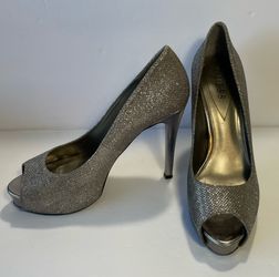 Guess Pumps High Heels Womens Size 7.5 M Gold Metallic Peep Toe Stilettos