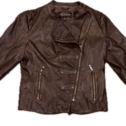 Women’s Dark Brown Montanaco Studded Zip Leather Jacket  Size Small-SUPER CLEAN!