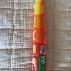 2025 Easton Hypefire 32” -yu10 USA (brand new in wrapper)