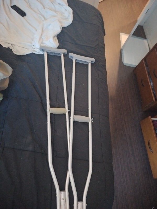 Crutches