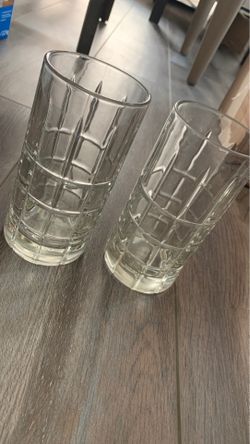 Glass cups