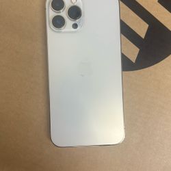 Selling APPLE IPHONE 13 PRO MAX 128GB UNLOCKED(PERFECT CONDITION)