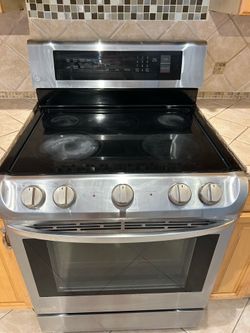 LG Stove