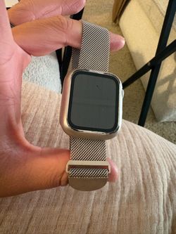 Apple Watch Series 4 Nike