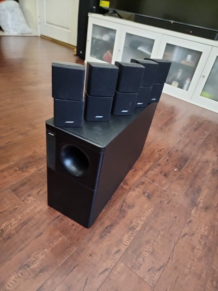 Bose Acoustimass 10 Series II Home Theater Speaker System (Complete Set)